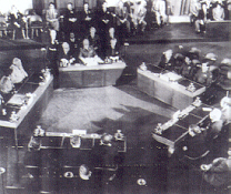Die Genfer Friedenskonferenz bginnt am 21. Dezember 1973.