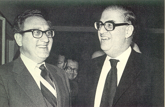 Henry Kissinger und Abba Eban im Mai 1974